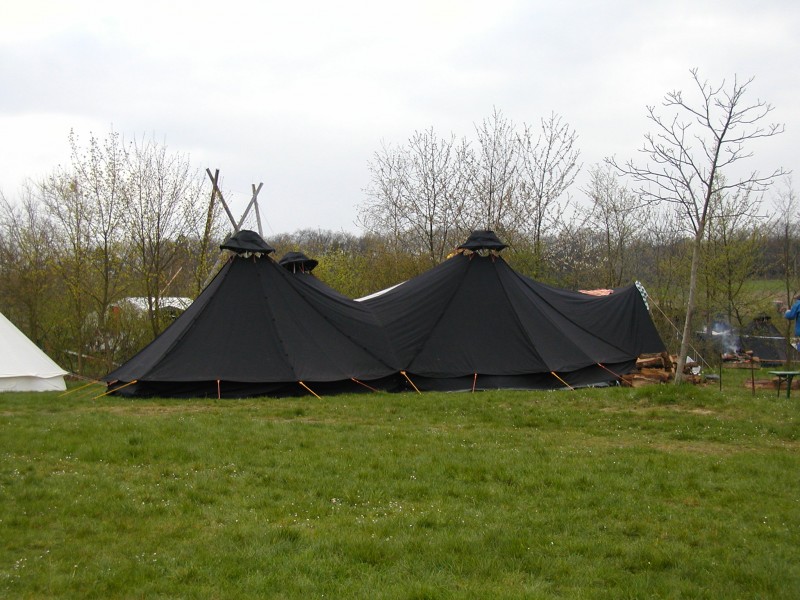 3er Kohte Rainbow in Schwarz Zelte Rainbow Kohten, Jurten, Sattel